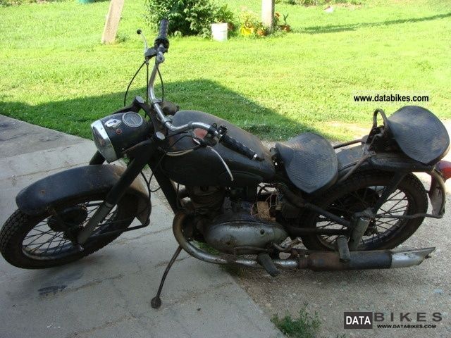 DKW  izh-49 1952 Vintage, Classic and Old Bikes photo