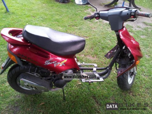 2003 Adly  Silver Fox 25/25 Motorcycle Scooter photo