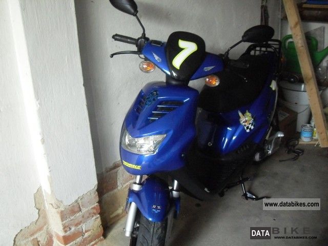 2002 Generic  spin50 Motorcycle Scooter photo