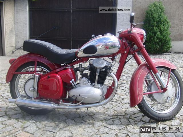 Jawa  500 OHC 4-stroke engines Bevel 1958 Vintage, Classic and Old Bikes photo