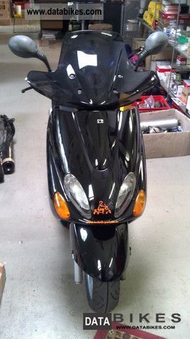 2001 MBK  Skyliner Motorcycle Scooter photo