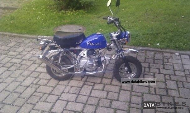 2009 Skyteam  Monkey st-50-8 Motorcycle Motor-assisted Bicycle/Small Moped photo