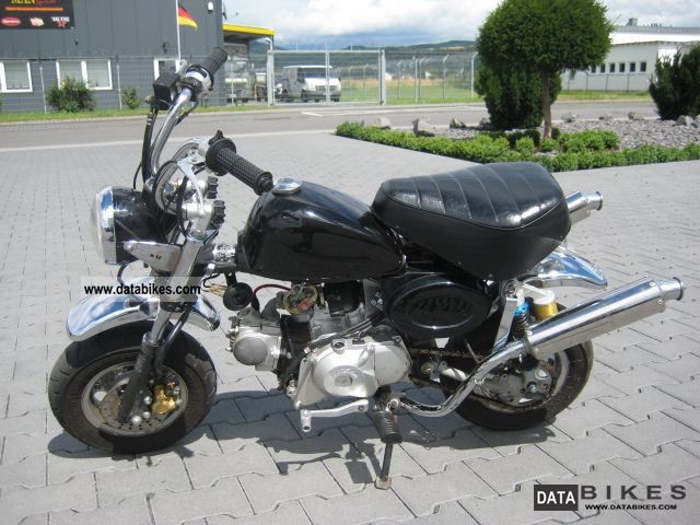 2009 Skyteam  Monkey Tuning! Motorcycle Motor-assisted Bicycle/Small Moped photo