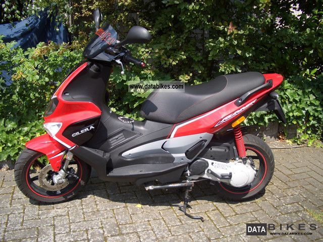 2010 Gilera  Run GL 50 SP, (C 46) Motorcycle Motor-assisted Bicycle/Small Moped photo