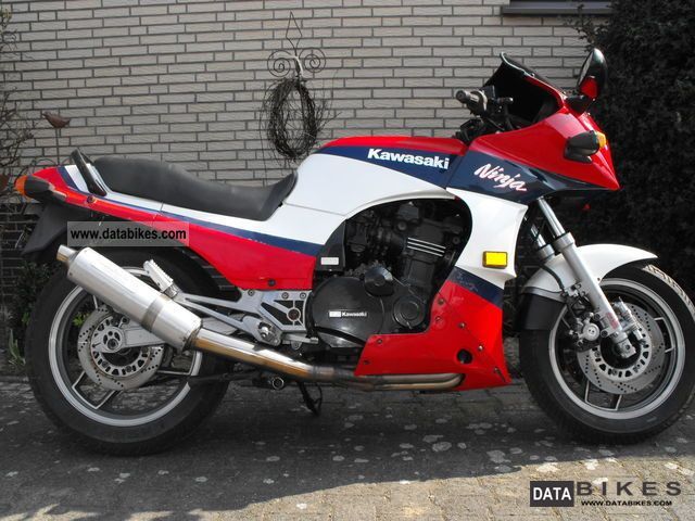 1989 Kawasaki  GPZ 900 Motorcycle Sports/Super Sports Bike photo