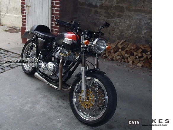 Triumph  TR6 Trophy / two bikes in one! 1972 Vintage, Classic and Old Bikes photo