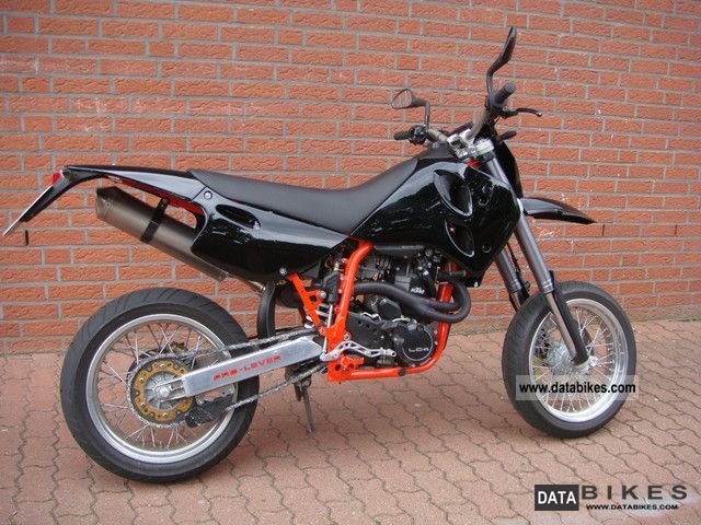 2001 KTM  LC4 paint, seat, tires, exhaust NEW Motorcycle Super Moto photo