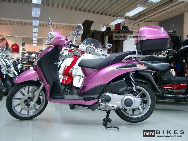 2012 Piaggio  Liberty 125 Pink with Topcasezum PIG PRICE! Motorcycle Scooter photo