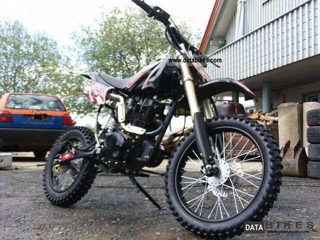 2012 Lifan  Dirt Bike 250cc Motorcycle Rally/Cross photo