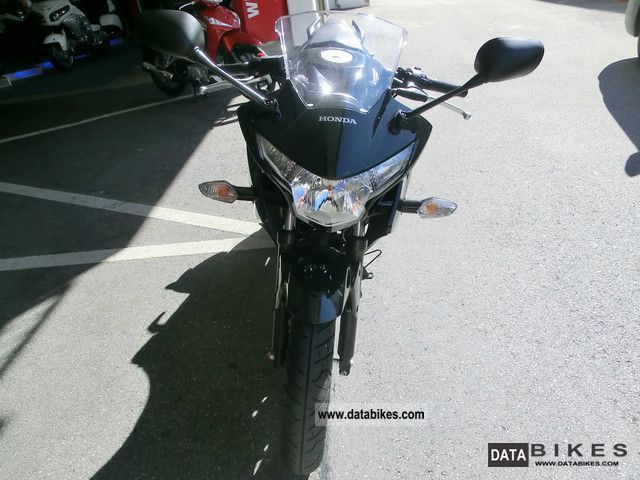 2012 Honda  CBR250 Motorcycle Lightweight Motorcycle/Motorbike photo