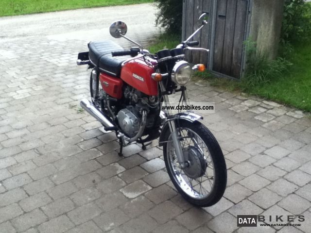 1972 Honda  CB 125 Motorcycle Lightweight Motorcycle/Motorbike photo