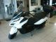 2011 Kymco  Downrown 300i ABS Motorcycle Scooter photo 2