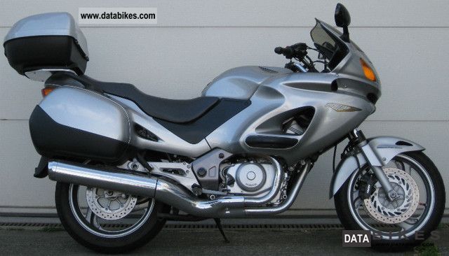 2002 Honda  NT 650 V Deauville Dual Motorcycle Tourer photo