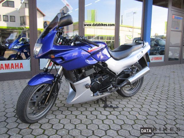 1997 Kawasaki  GPZ 500 Motorcycle Naked Bike photo