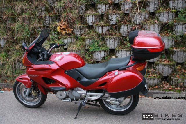 2000 Honda  Deauville Motorcycle Tourer photo