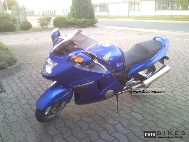 2003 Honda  1100XX Motorcycle Sports/Super Sports Bike photo