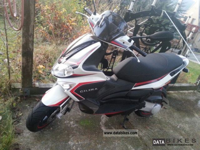 2009 Other  Gilera Runner 50cc PJ Motorcycle Scooter photo