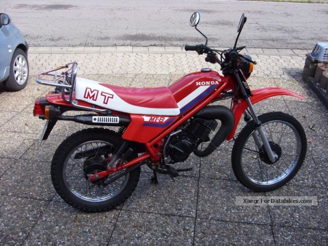 1982 Honda  MT 8 Motorcycle Lightweight Motorcycle/Motorbike photo
