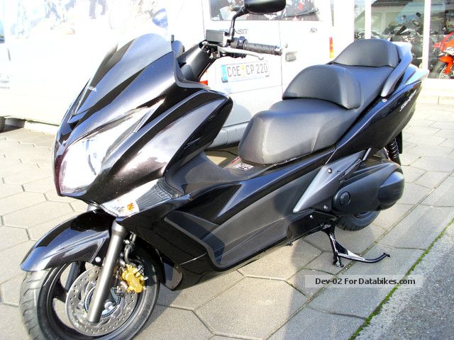 2012 Honda  SWT/FJS600 ABS with accessory package Motorcycle Scooter photo