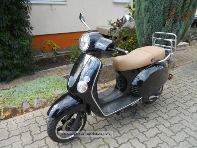 2011 Other  Luxxon Suvio Motorcycle Scooter photo