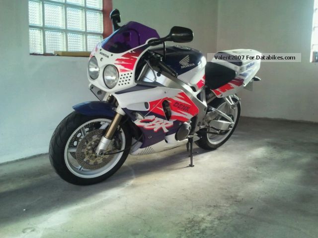 1993 Honda  Fireblade Motorcycle Sports/Super Sports Bike photo