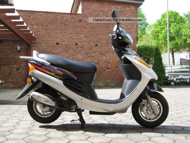 2010 Zhongyu  ZY50QT-3 Motorcycle Motor-assisted Bicycle/Small Moped photo