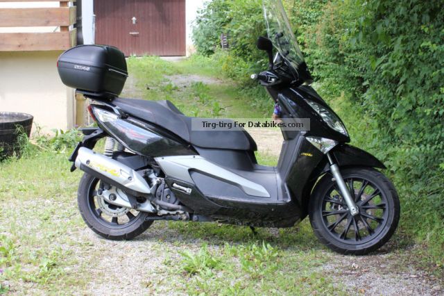 2011 Aeon  Urban 125 Motorcycle Scooter photo