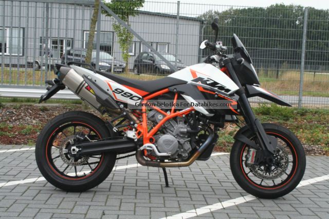 2010 KTM  990 Supermoto with Akrapovic exhaust system Motorcycle Motorcycle photo