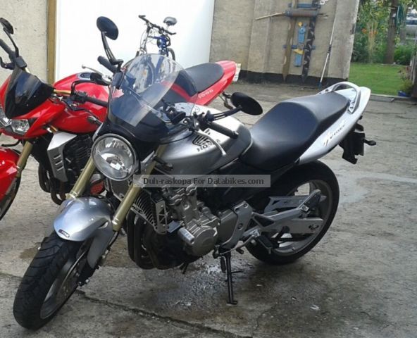 2006 Honda  Hornet PC 36 Motorcycle Naked Bike photo