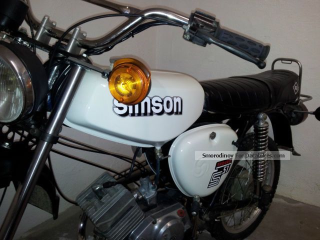 1900 Simson  S51 4-speed Motorcycle Motor-assisted Bicycle/Small Moped photo