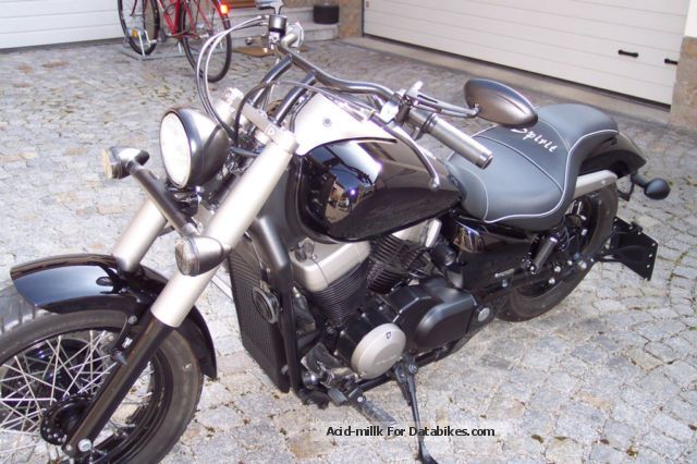 2010 Honda  VT black spirit Motorcycle Chopper/Cruiser photo