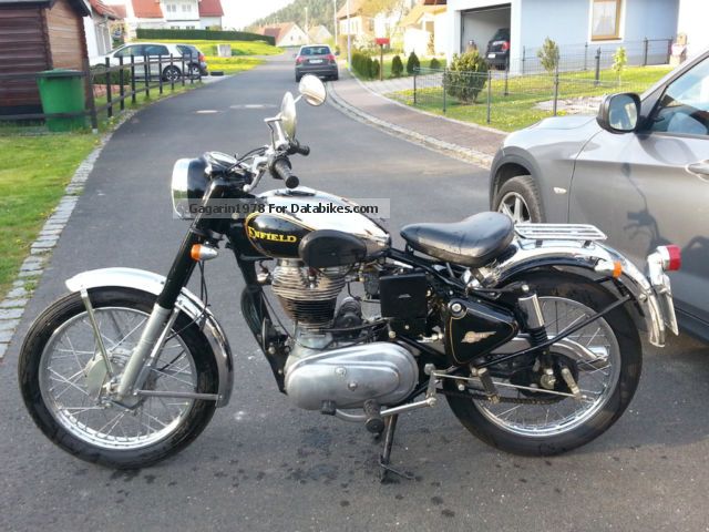 2001 Royal Enfield  Bullet 500 Deluxe Motorcycle Chopper/Cruiser photo