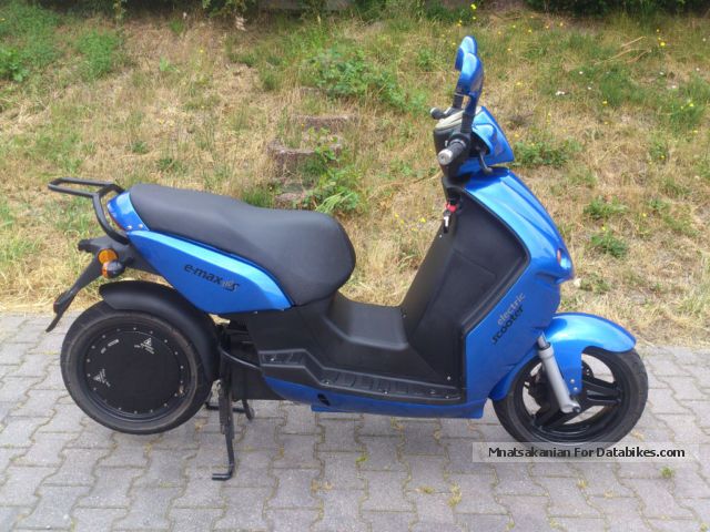 2014 e-max  s110 Motorcycle Scooter photo