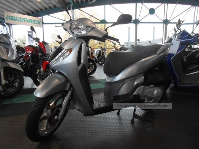 2008 Honda  SH 125 ** Can be financed low !! Motorcycle Scooter photo
