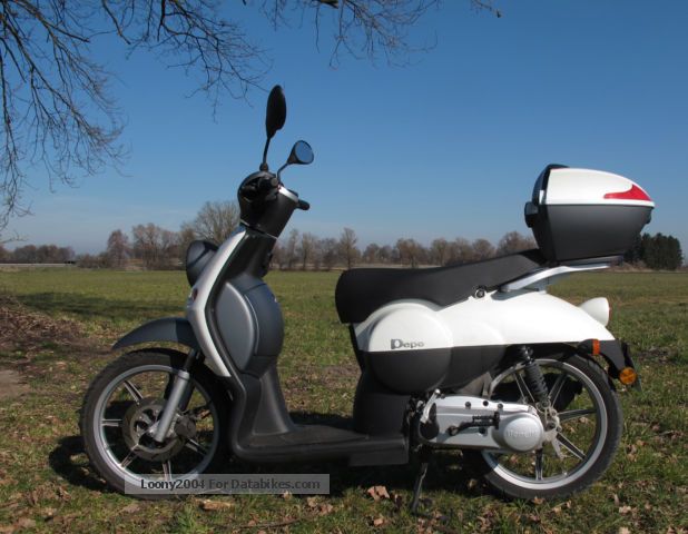 2010 Benelli Pepe 50 LX Photos, Informations, Articles 