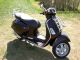 2011 Vespa  GTS 300 Touring Motorcycle Scooter photo 3